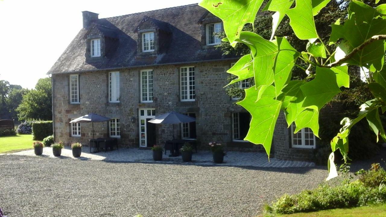 Готель Manoir De La Porte Sainte-Pience Екстер'єр фото